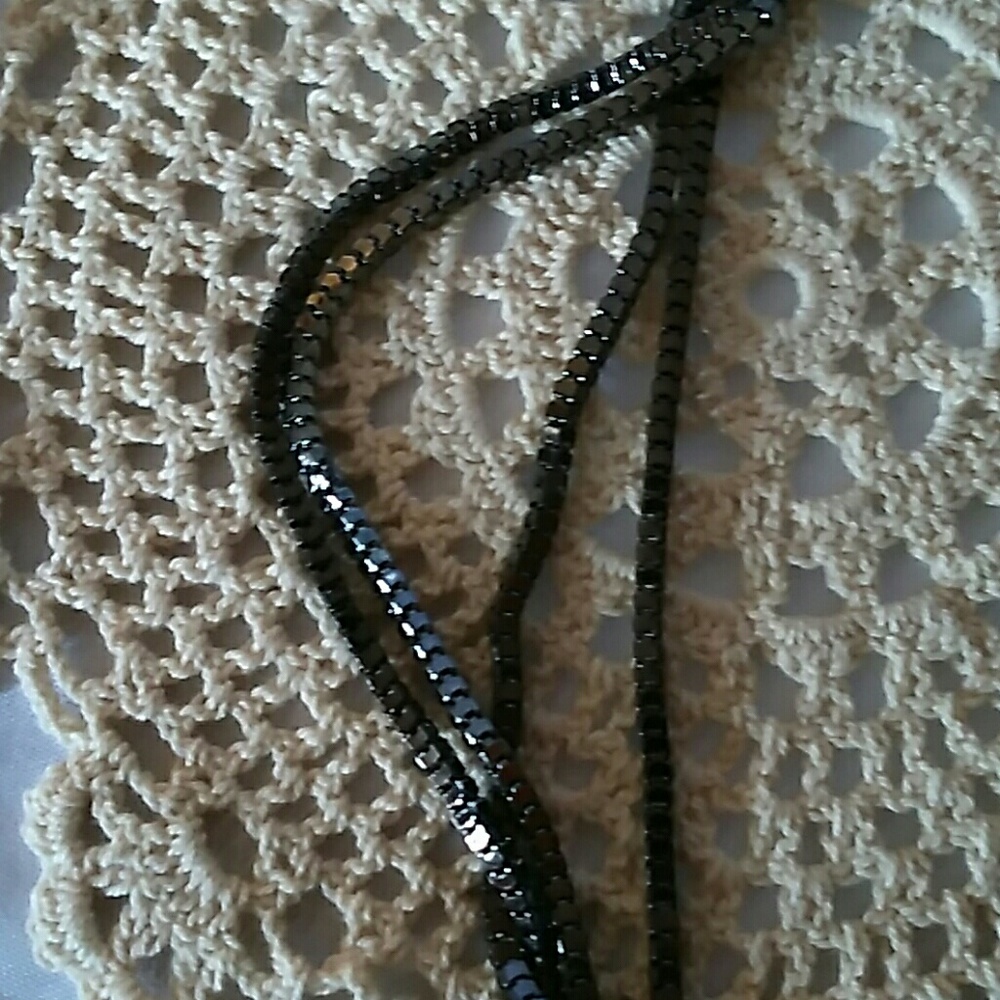 Necklace - Picture 2 of 3